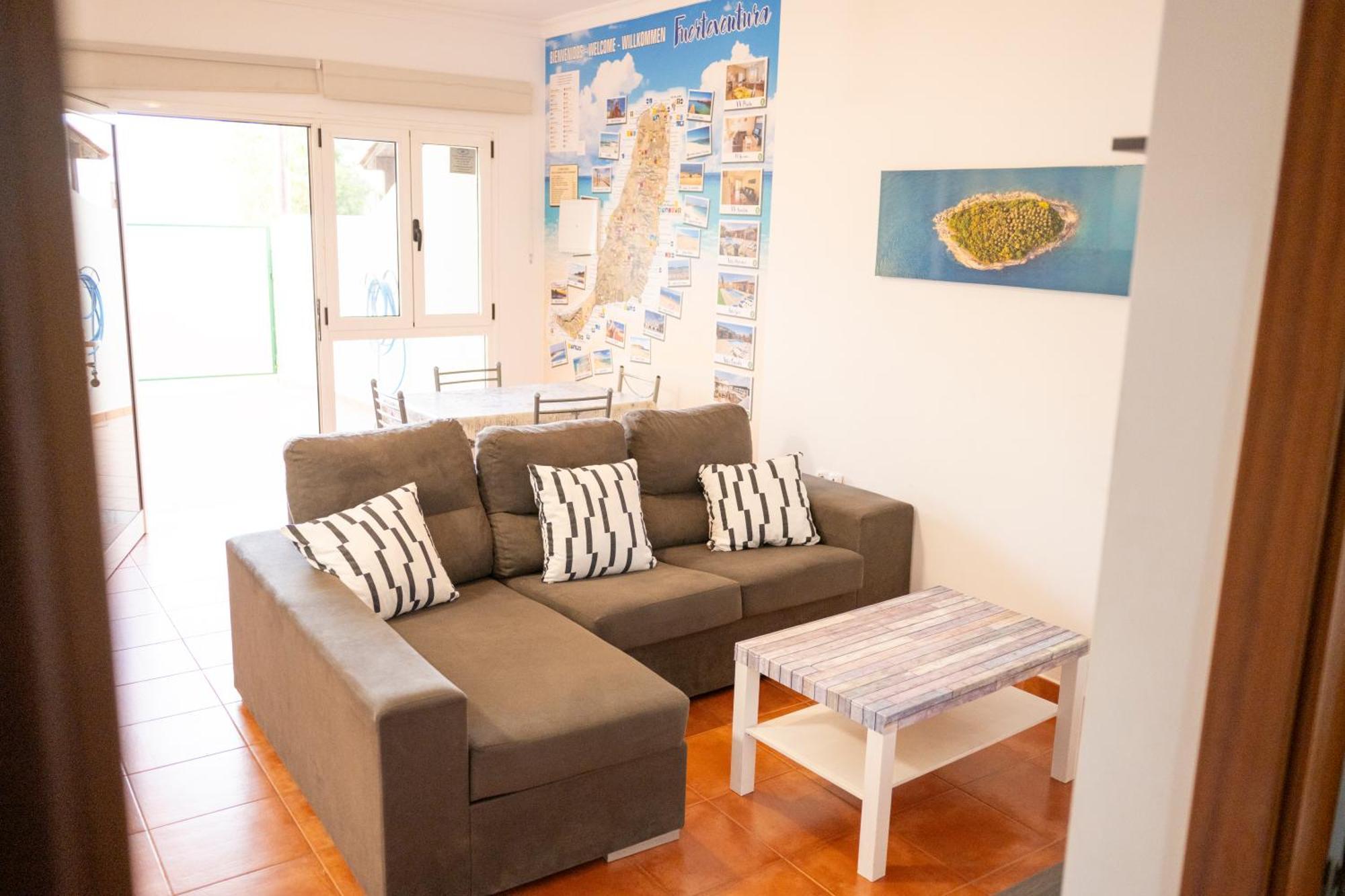 Amolan Vv Airport Apartment El Matorral Bagian luar foto